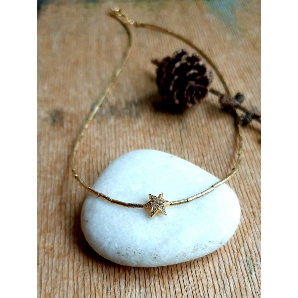 5 Octobre kaklo papuošalas su deimantais 